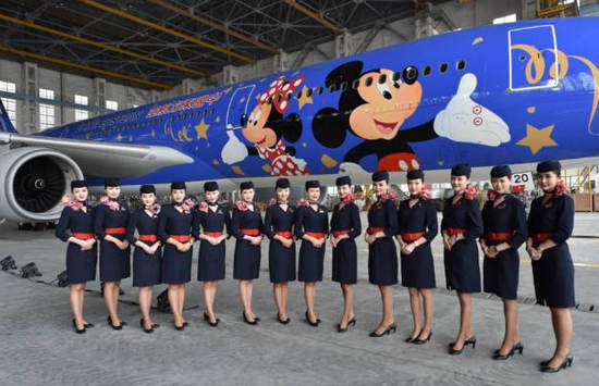 米老鼠機身廣告1