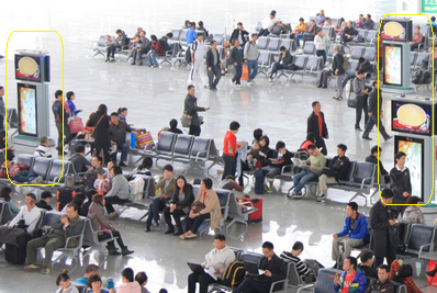 太原南站候車室刷屏機廣告