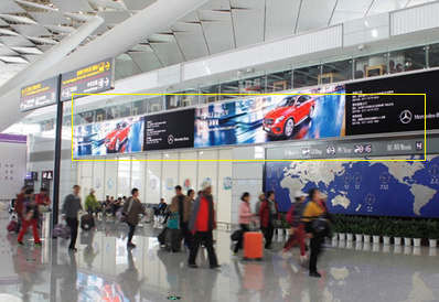 四層出發大廳國際出發入口墻面燈箱廣告 四層出發大廳國際出發入口墻面燈箱廣告