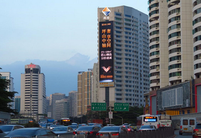 濱河路春風立交LED屏廣告 濱河路春風立交LED屏廣告