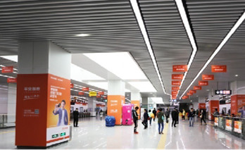 深圳地鐵站廳廣告形式有哪些？