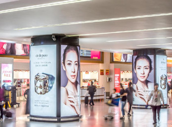 海南三亞鳳凰燈箱廣告多少錢一個月?