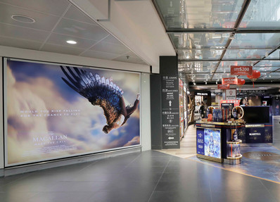 香港機場出發區免稅區墻壁燈箱廣告 香港機場出發區免稅區墻壁燈箱廣告