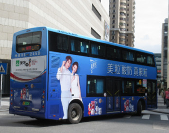 深圳雙層巴士廣告有哪些優勢?