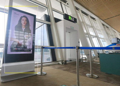 廈門(mén)機(jī)場(chǎng)登機(jī)口刷屏廣告