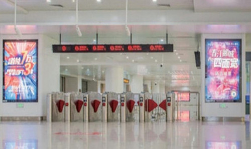 濟南地鐵包柱燈箱廣告