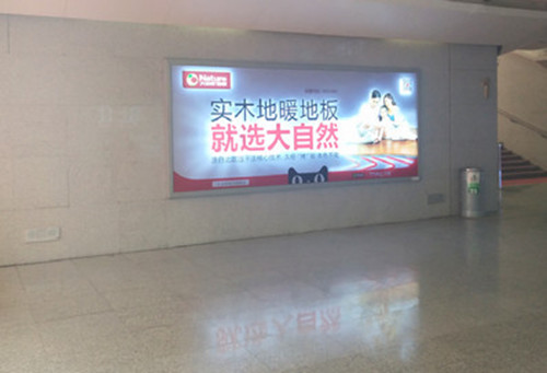 鶴壁東高鐵站燈箱廣告 鶴壁東高鐵站燈箱廣告