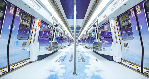 投放深圳地鐵內包車廣告有什么優勢?