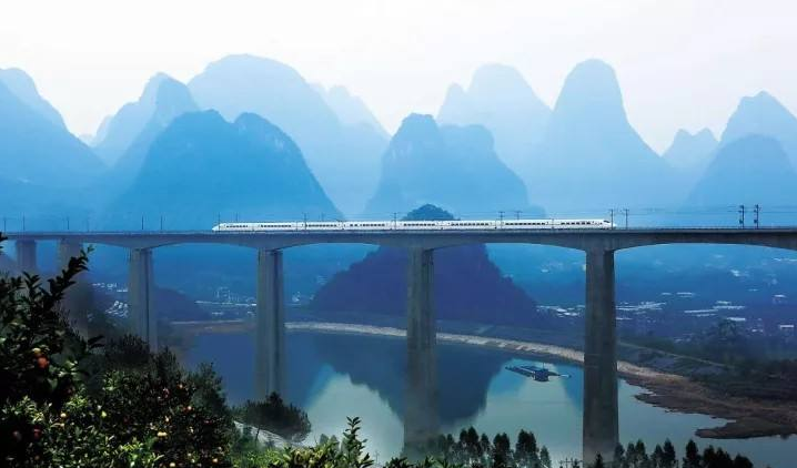 廣西高鐵動車廣告怎么樣？