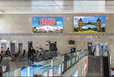 仲愷站候車廳墻面燈箱廣告 仲愷站候車廳墻面燈箱廣告