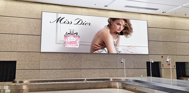 行李提取廳轉盤墻體燈箱