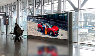 貴陽機場T2國內出發通廊燈箱廣告