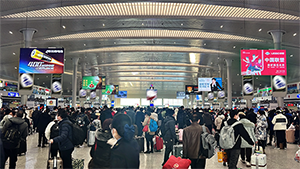 烏魯木齊高鐵站廣告價(jià)格是多少？烏魯木齊站廣告有哪些？新客站酒類廣告案例