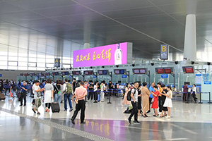 溫州機場最大LED大屏廣告在哪里？溫州機場廣告牌價格多少錢？