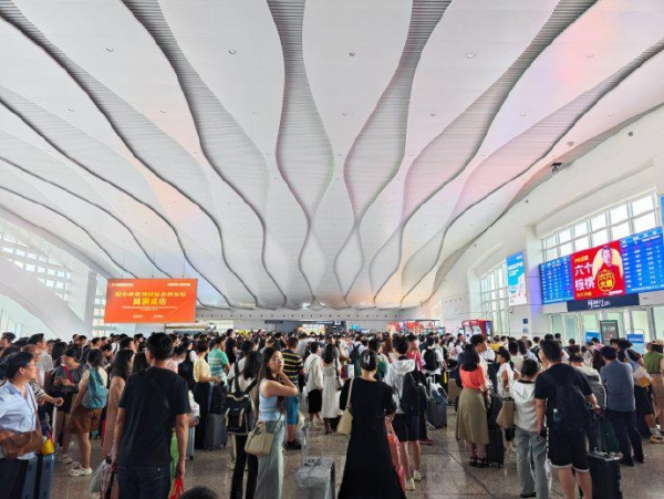 連云港高鐵站廣告價格？連云港站高鐵LED廣告大屏廣告牌位置優勢