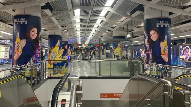 廈門1號線呂厝站地鐵站廳墻貼廣告投放，廈門地鐵廣告價格