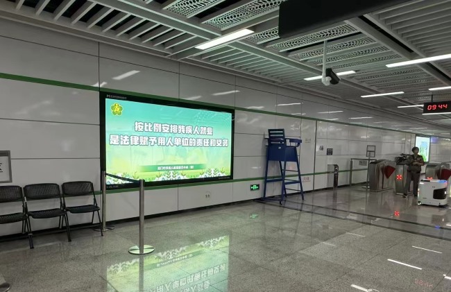 廈門地鐵站廳墻面燈箱廣告投放，廈門地鐵站臺廣告牌價格