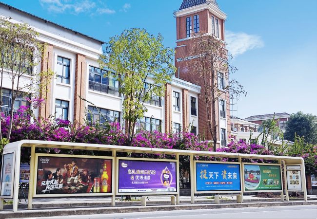 廣安公交站臺候車亭廣告投放，廣安巴士車站牌廣告價格