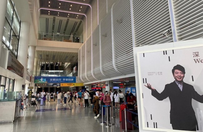 深圳福田口岸有哪些廣告位？怎樣選擇更有效果？