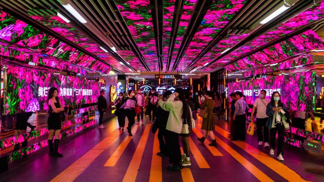 長沙地鐵五一廣場通道LED廣告投放，長沙地鐵大屏廣告價格