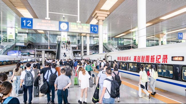 第一戶外傳媒在戶外廣告發布有哪些區位優勢？在國內廣告公司中處于什么位置？