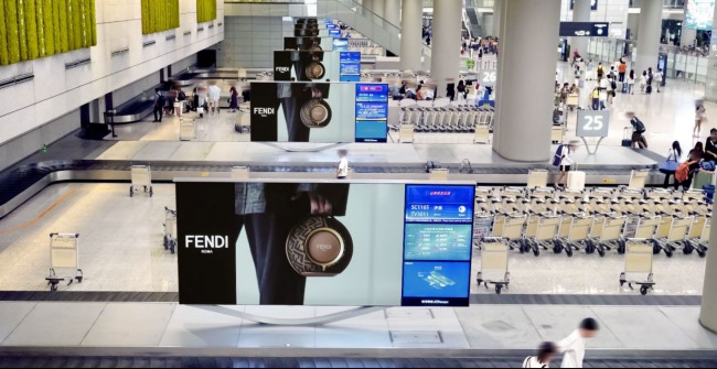 上海虹橋機場行李轉(zhuǎn)盤LED廣告投放，上海浦東機場大屏廣告價格