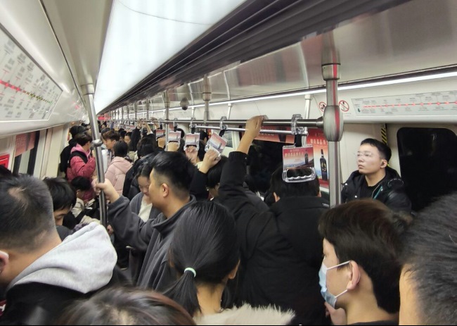 鄭州地鐵列車語音冠名價格，鄭州地鐵車廂播音導向廣告投放