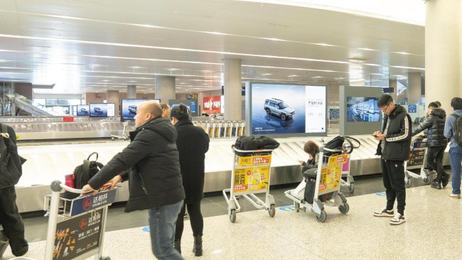 溫州龍灣機場行李轉盤大屏廣告投放，溫州機場到達廣告價格