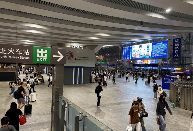 作為深圳本土外貿企業，在關稅戰影響下，我為什么決定在深圳北站投放廣告？ 