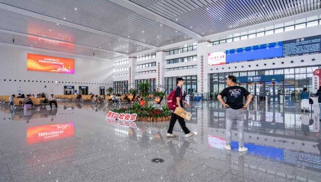 惠州市有幾個高鐵站？這些高鐵站的廣告價值如何？適合哪些行業投放？