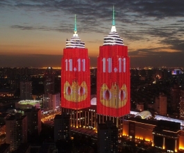 上海燈光秀廣告-上海地標(biāo)燈光秀廣告價(jià)格-上海外灘地標(biāo)燈光秀廣告公司