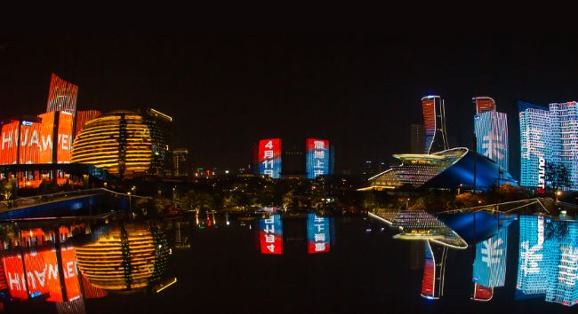 杭州錢江新城燈光秀大屏廣告投放，杭州地標(biāo)樓體LED廣告價(jià)格