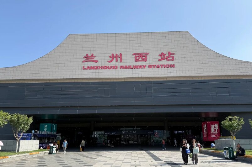 蘭州西高鐵站廣告-蘭州西站廣告投放價格-蘭州西高鐵廣告公司