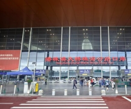 港珠澳大橋珠海公路口岸廣告-珠海公路口岸廣告價(jià)格-珠海口岸廣告公司