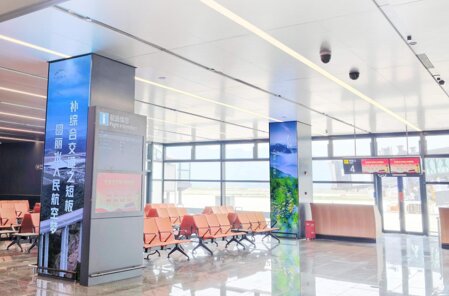 第一戶外傳媒麗水機場候機廳立柱燈箱廣告