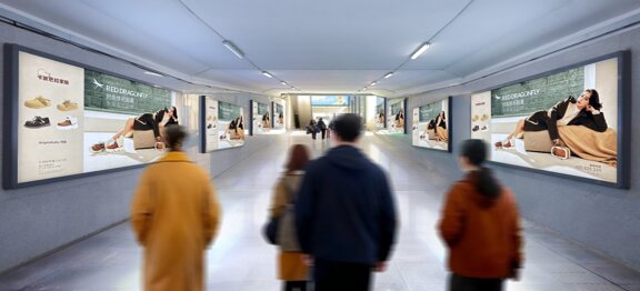 第一戶外傳媒-平陽站-出站通道墻面燈箱 第一戶外傳媒-平陽站-出站通道墻面燈箱