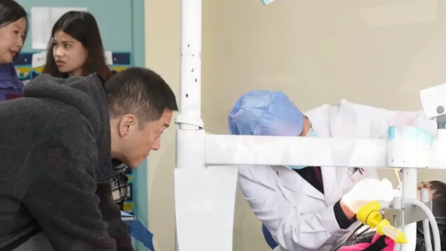 第一戶外傳媒呼吁：我們要讓嫣然天使兒童醫院活著活好！