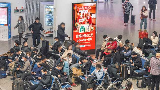 南京南站候車區 LED 刷屏機：場景化傳播的優質載體