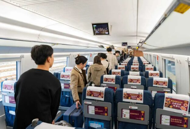 第一戶外傳媒-高鐵車廂廣告案例