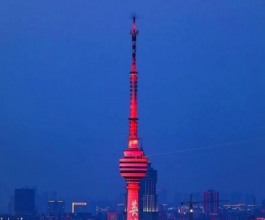 武漢龜山電視塔地標(biāo)廣告-武漢龜山電視塔燈光秀廣告