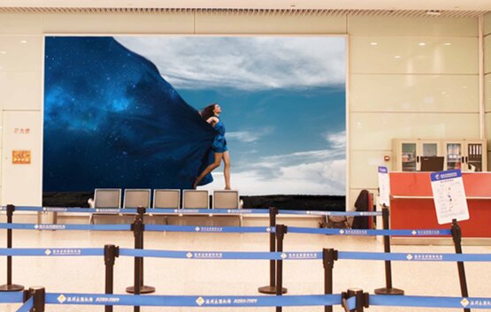 第一戶外傳媒-溫州龍灣機場T1國際出發(fā)廳燈箱