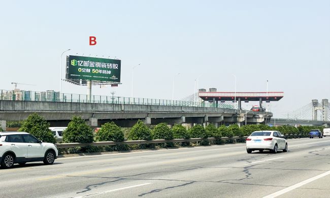 第一戶外傳媒-佛山收費站立柱高炮廣告